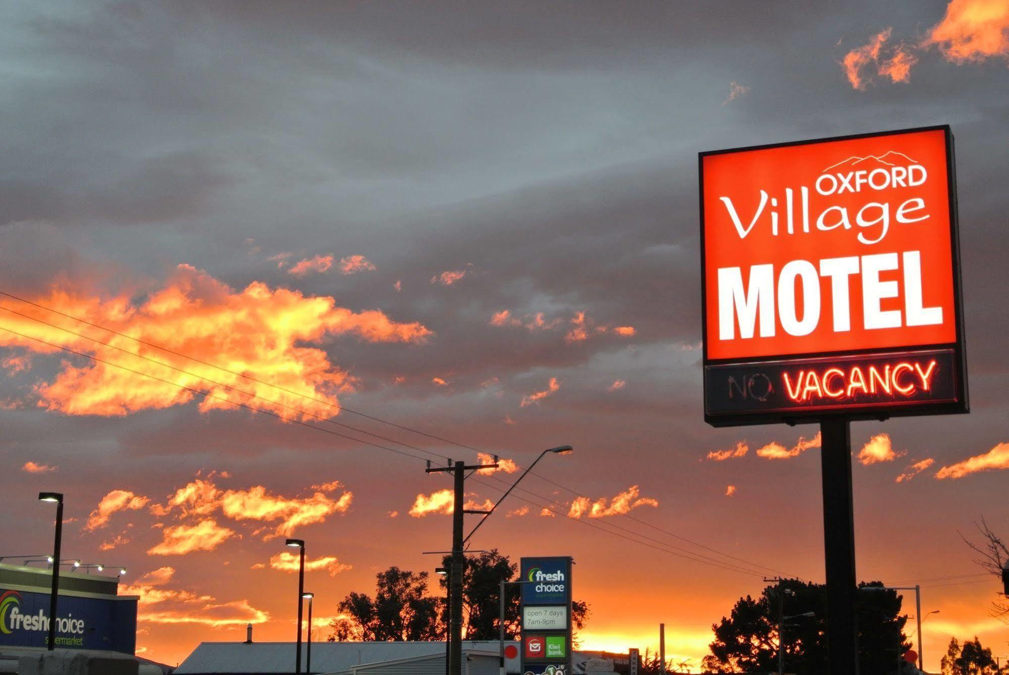 Oxford Village Motels Kültér fotó